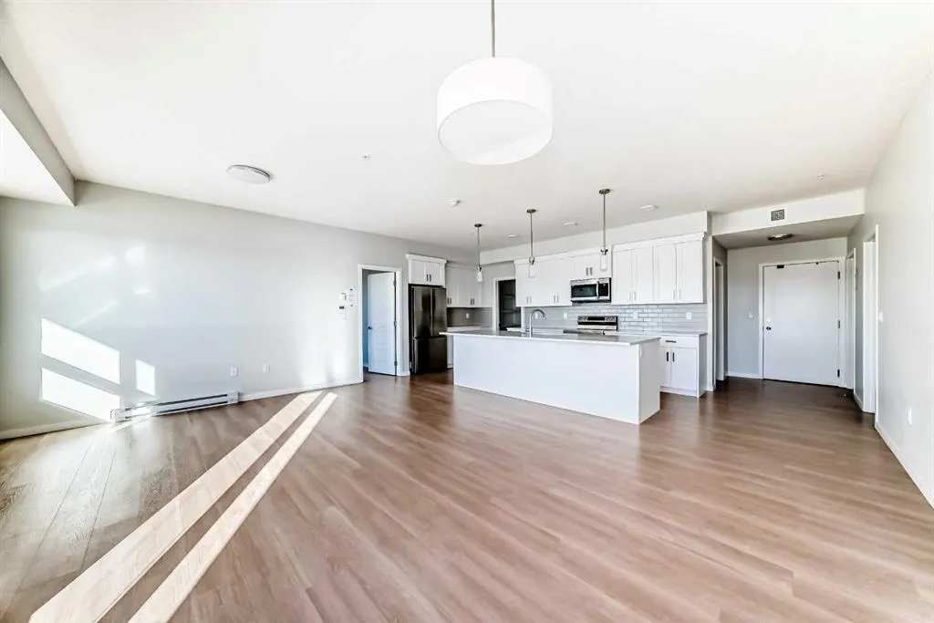 42 Cranbrook Gardens SE, #1305
