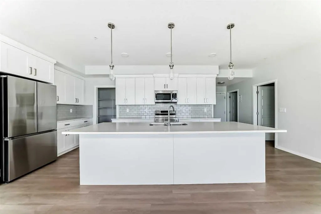 42 Cranbrook Gardens SE, #1305