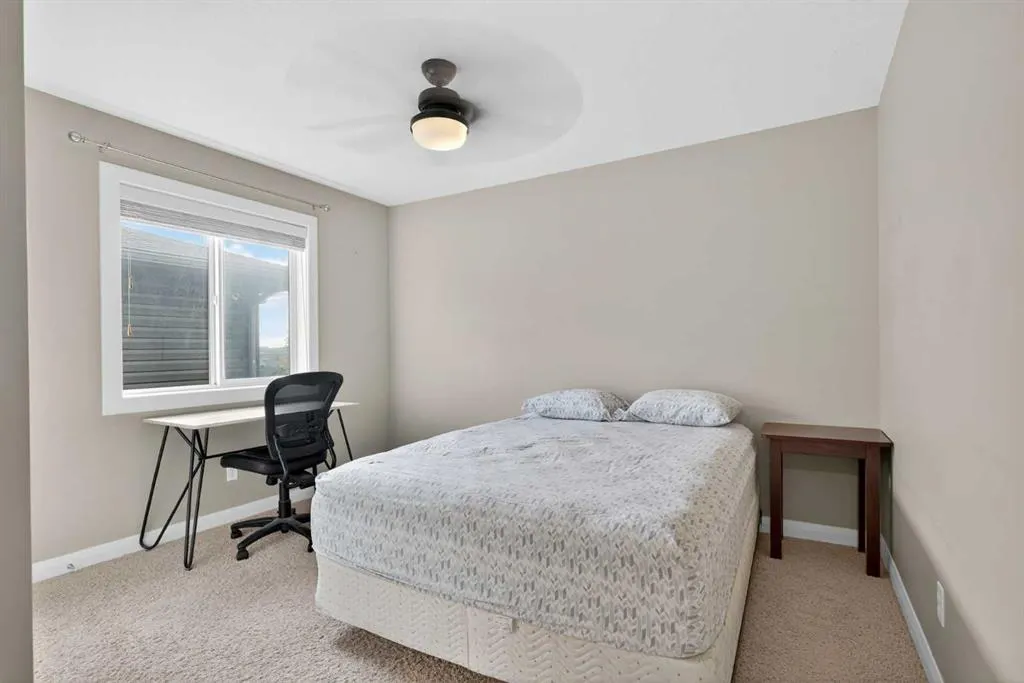 137 Evanspark Circle NW