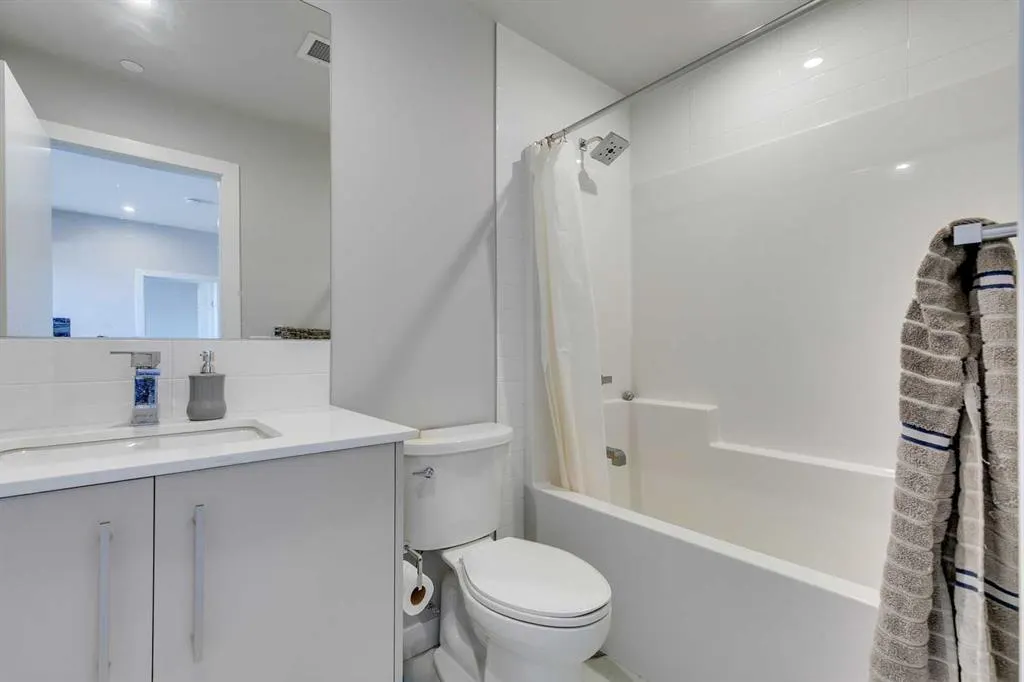 8230 Broadcast Avenue SW, #615