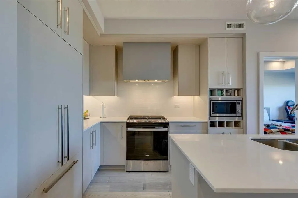 8230 Broadcast Avenue SW, #615