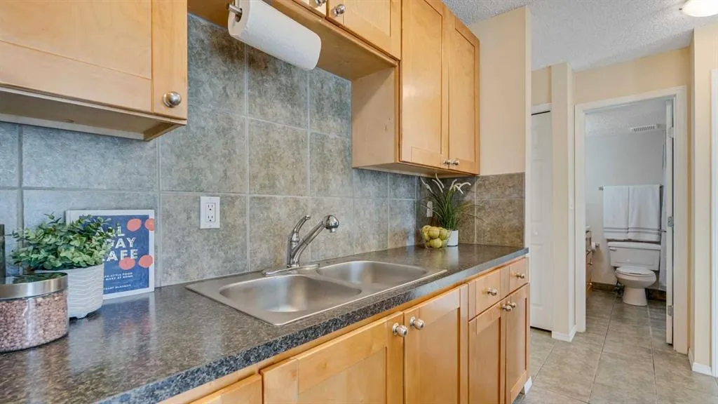 1836 12 Avenue SW, #204