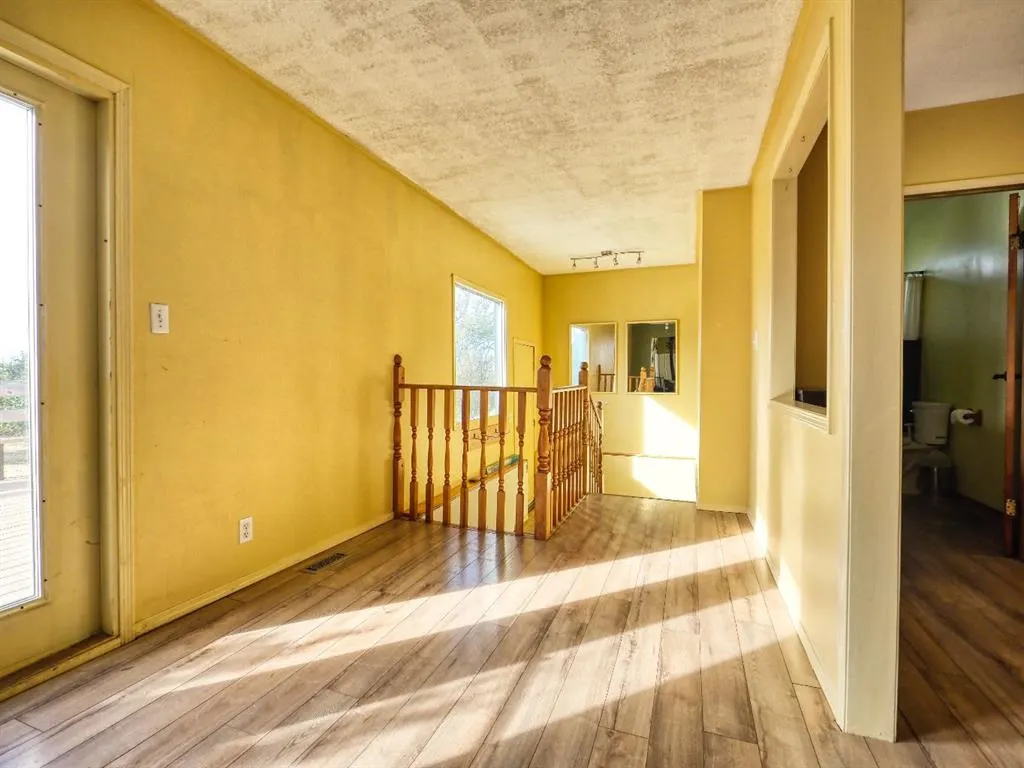 25002 Township Road 290