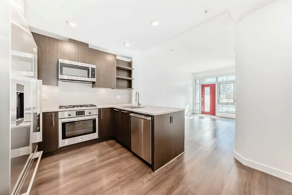88 9 Street NE, #123