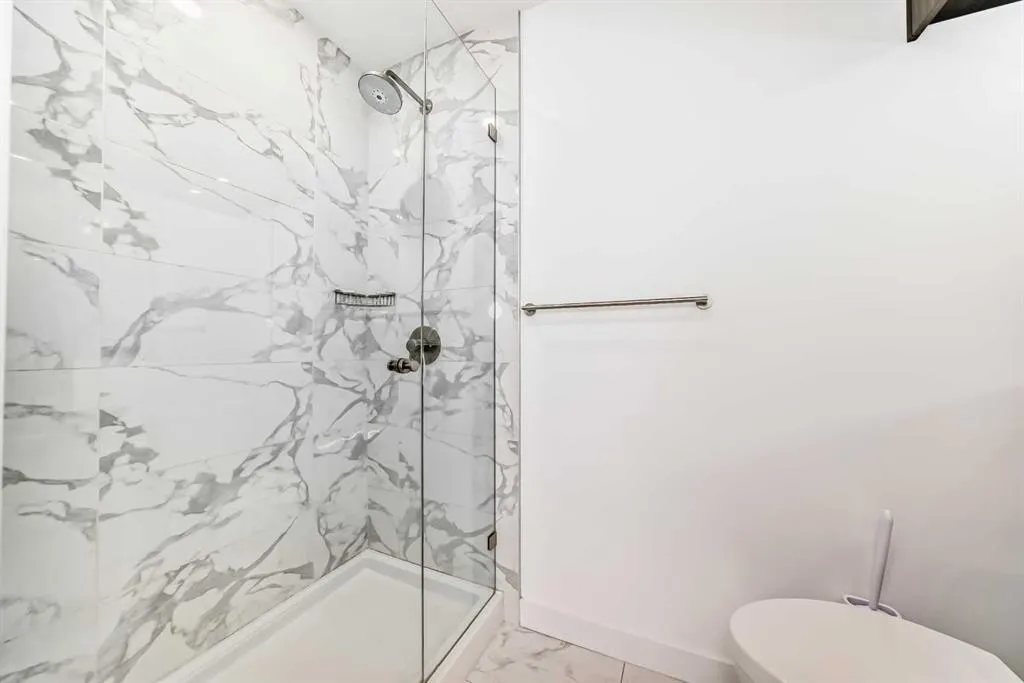88 9 Street NE, #123