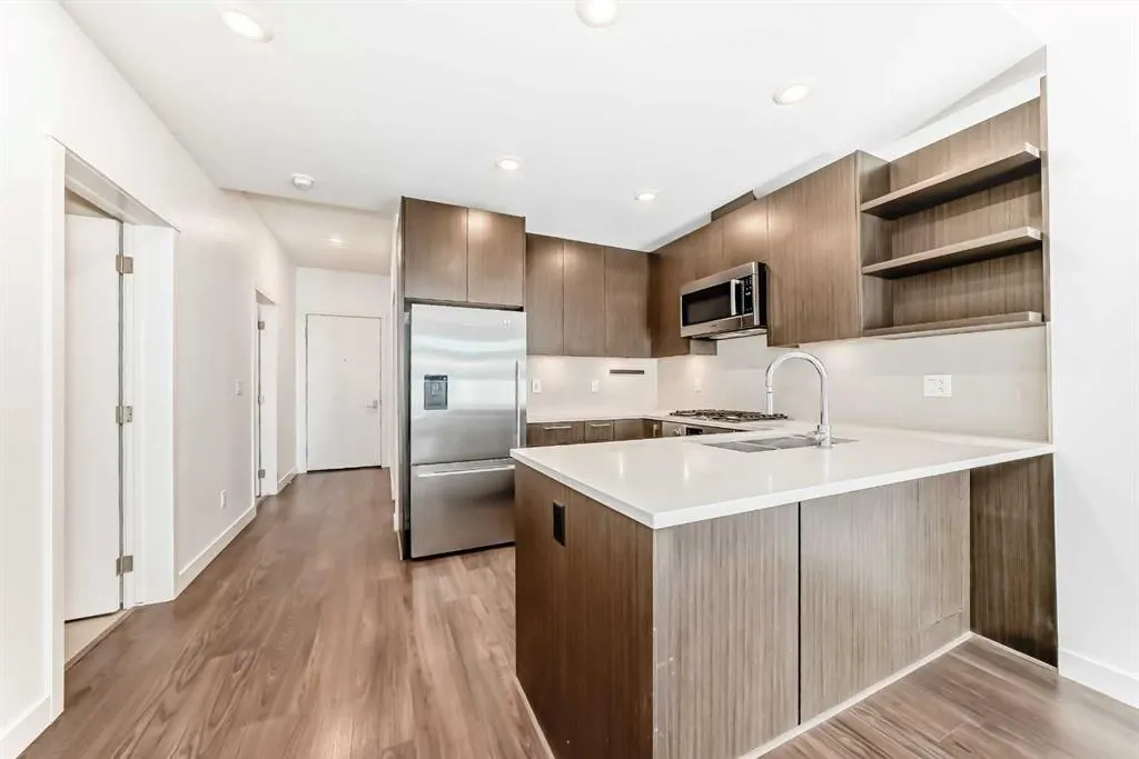88 9 Street NE, #123