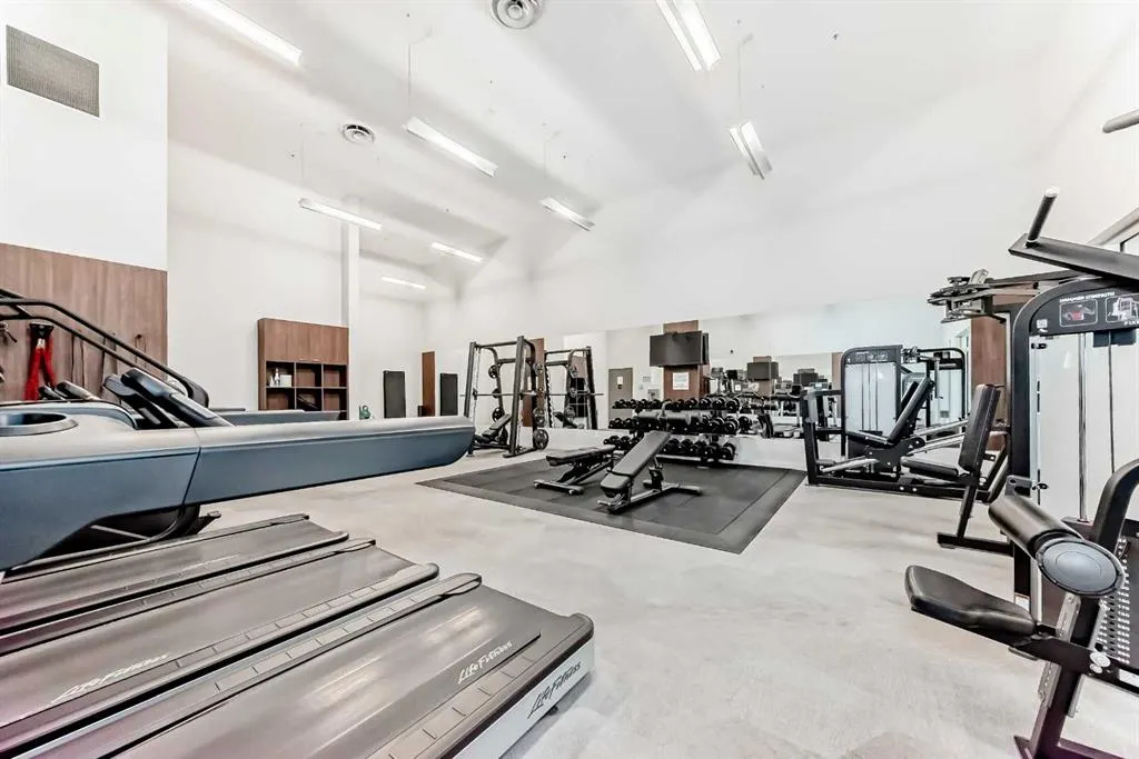 88 9 Street NE, #123