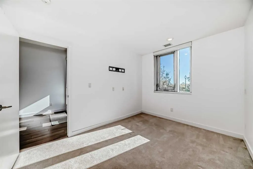 88 9 Street NE, #123