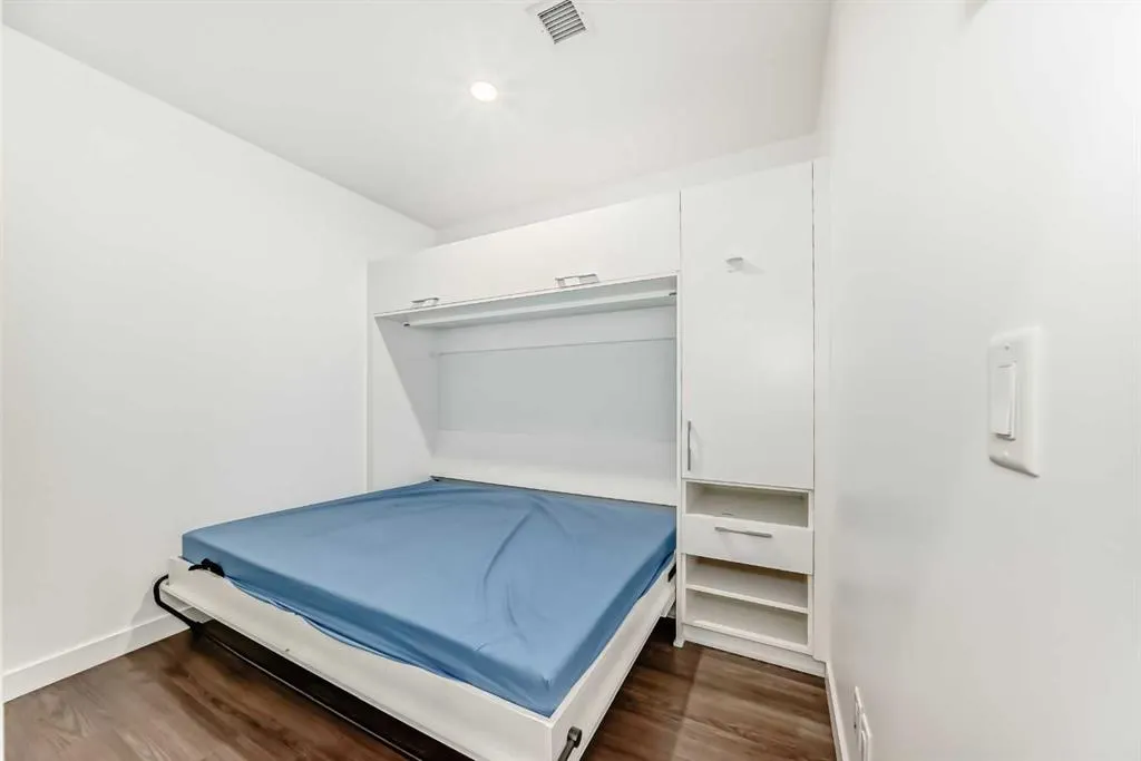 88 9 Street NE, #123