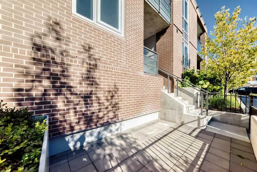 88 9 Street NE, #123