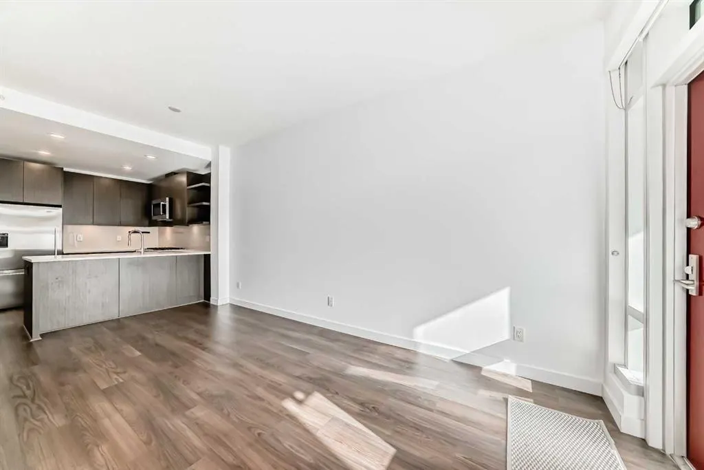 88 9 Street NE, #123