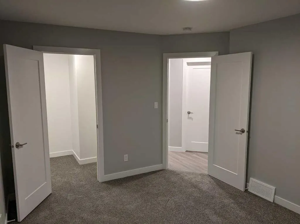 25 & 29 Sage Brush Avenue, #A & B