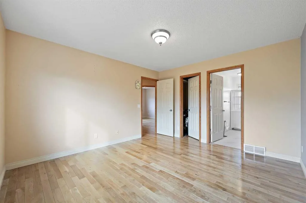 161 Arbour Crest Road NW