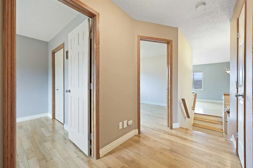 161 Arbour Crest Road NW