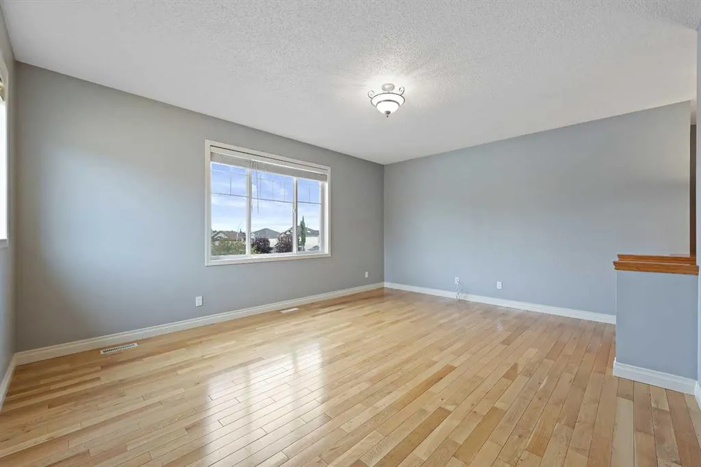 161 Arbour Crest Road NW