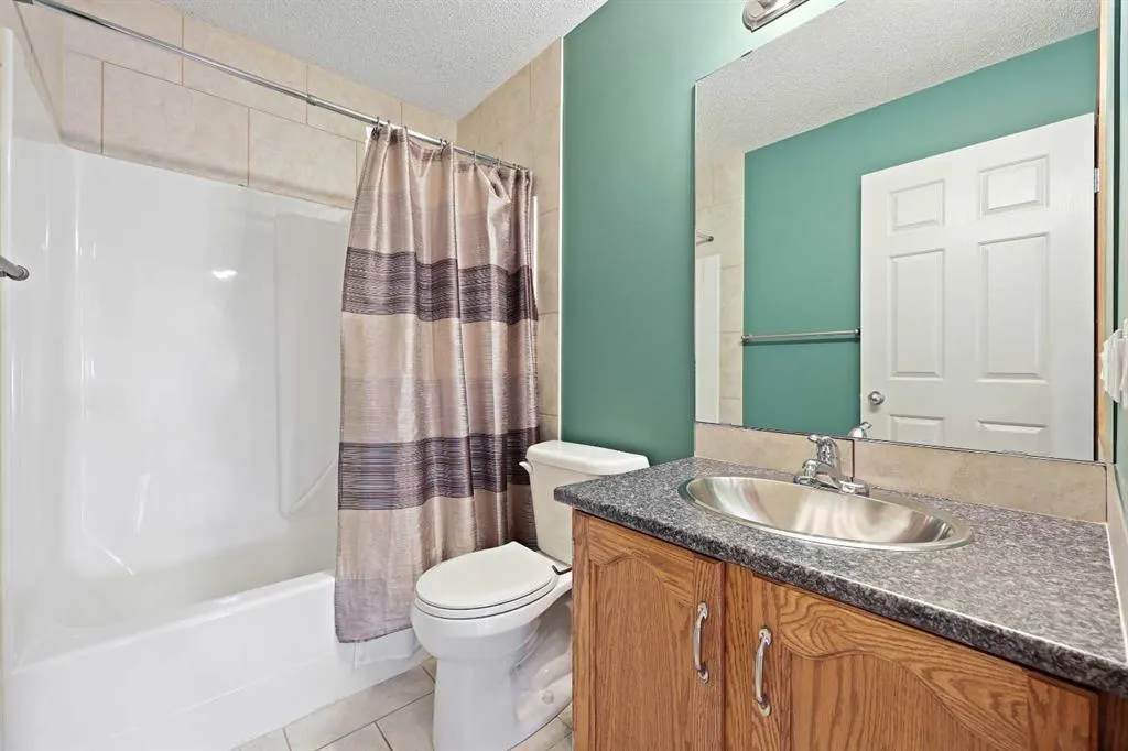 161 Arbour Crest Road NW