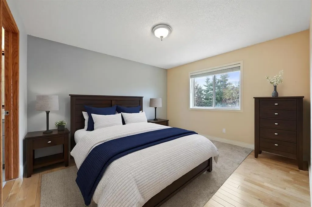 161 Arbour Crest Road NW
