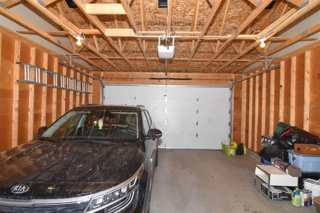 12 Legacy Gate SE