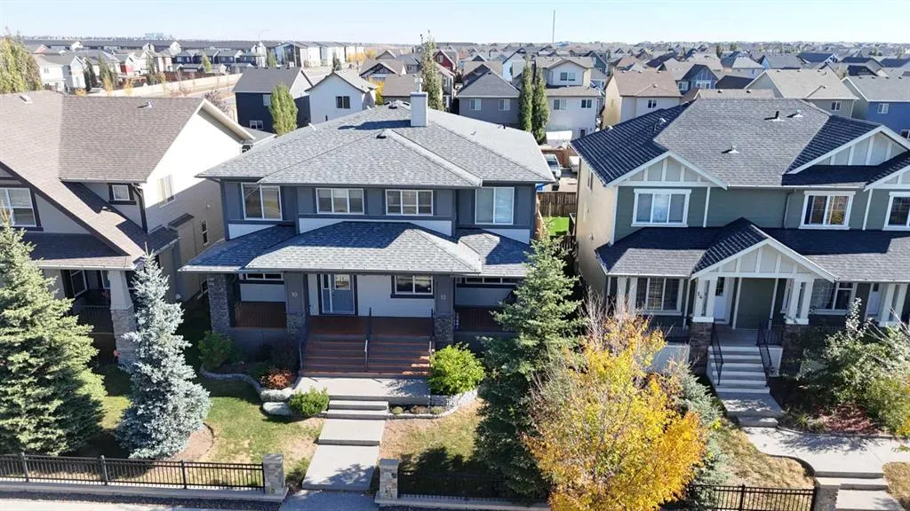 12 Legacy Gate SE