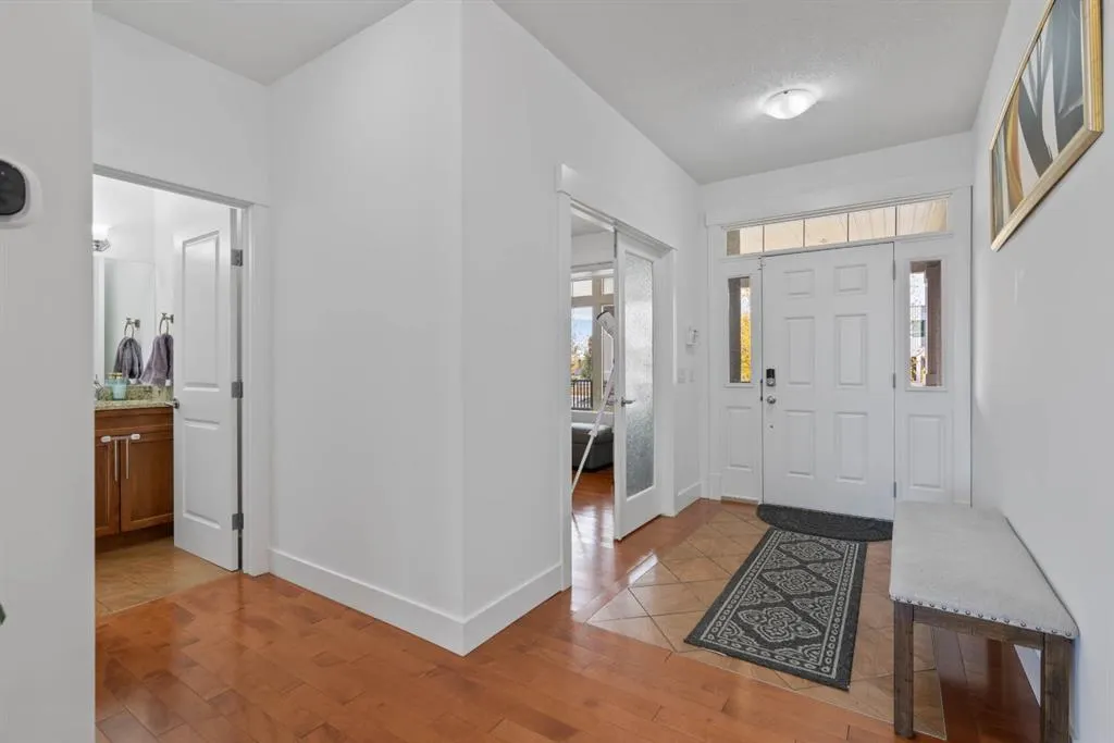 322 kinniburgh Boulevard