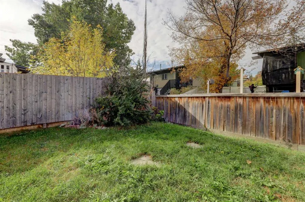 529 Sabrina Road SW