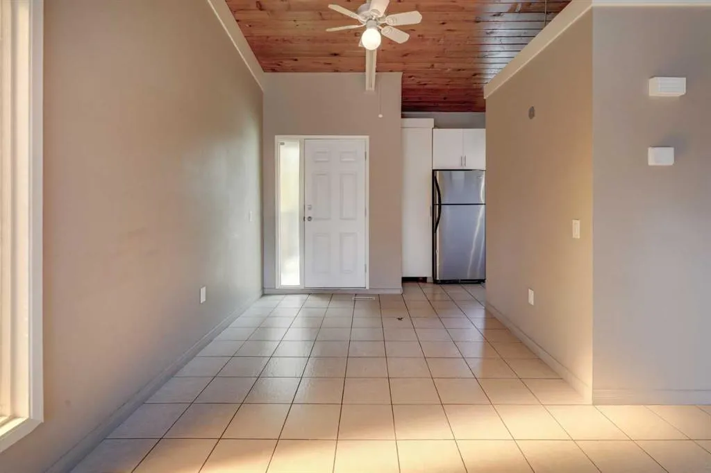 529 Sabrina Road SW