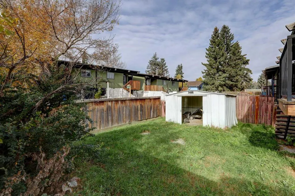 529 Sabrina Road SW