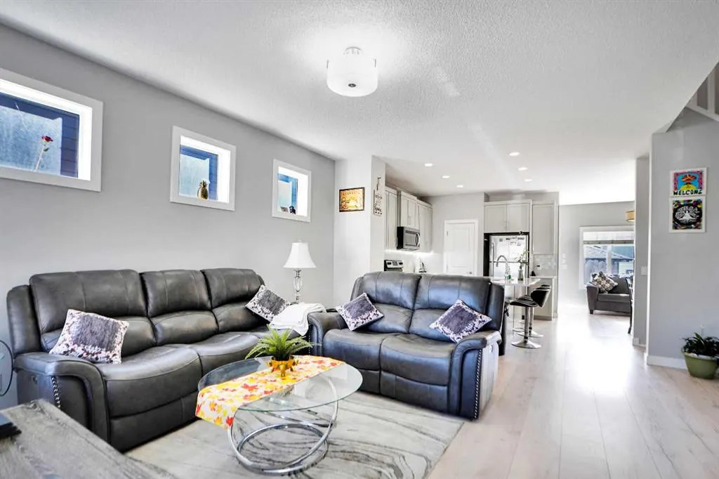 1322 walden Drive SE