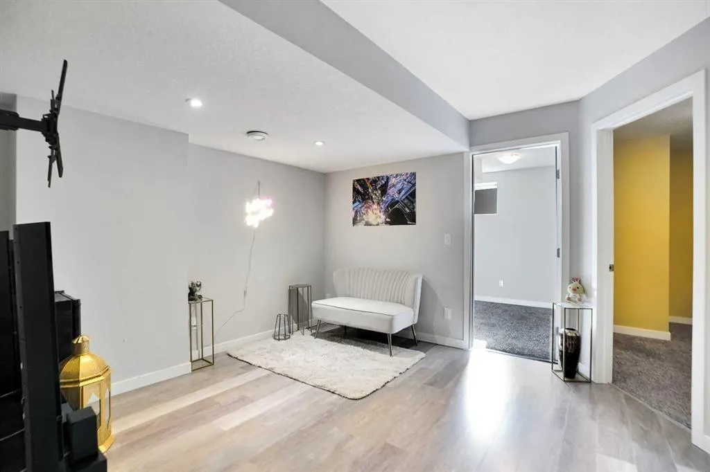 1322 Walden Drive SE