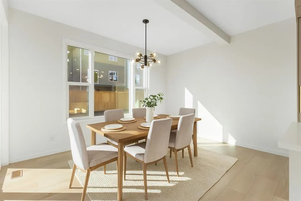17 Marmot Passage NW