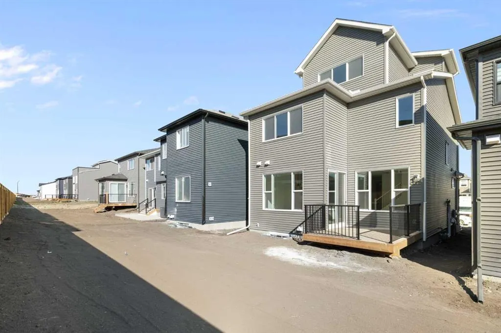 17 Marmot Passage NW