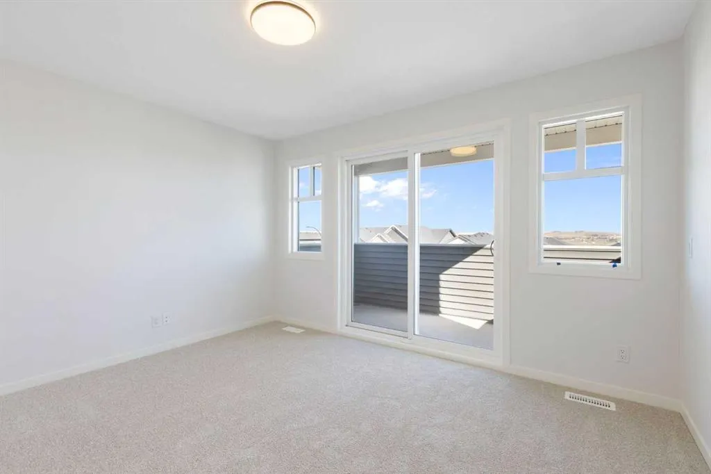 17 Marmot Passage NW