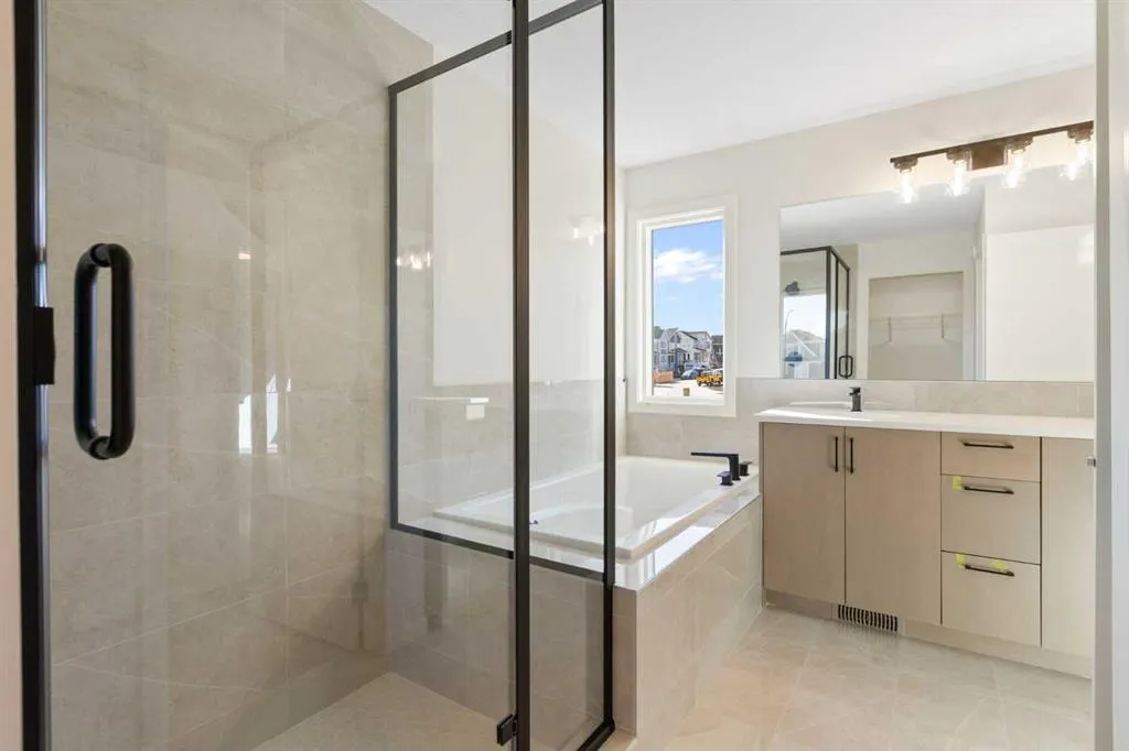 17 Marmot Passage NW