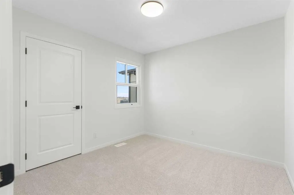 17 Marmot Passage NW
