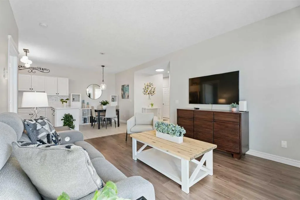 149 Mcrae Street, #101