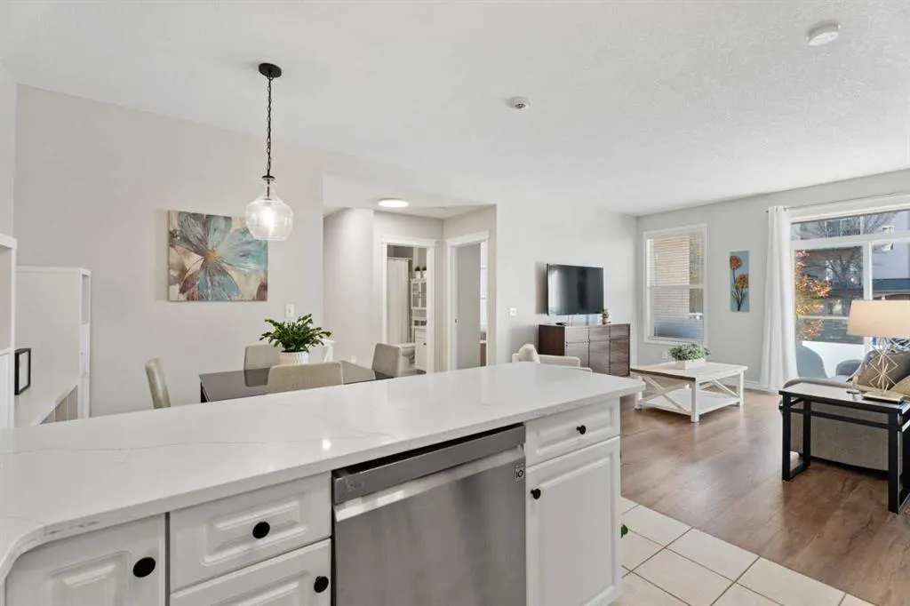 149 Mcrae Street, #101