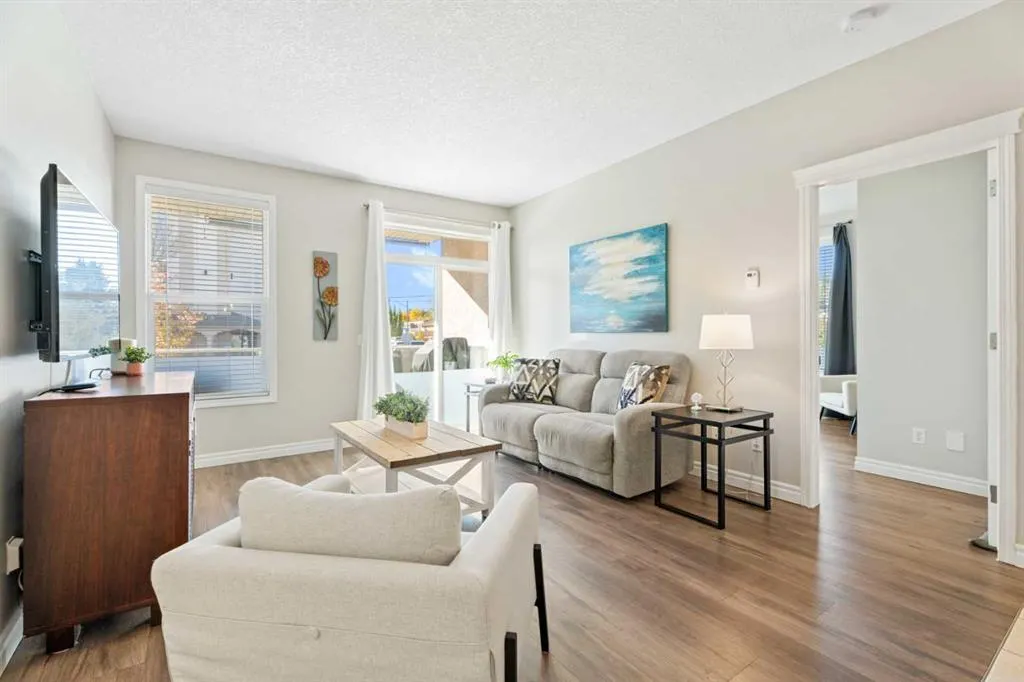 149 Mcrae Street, #101
