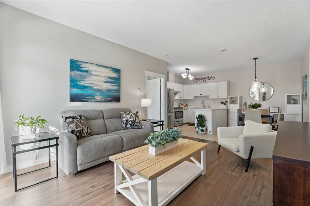 149 Mcrae Street, #101