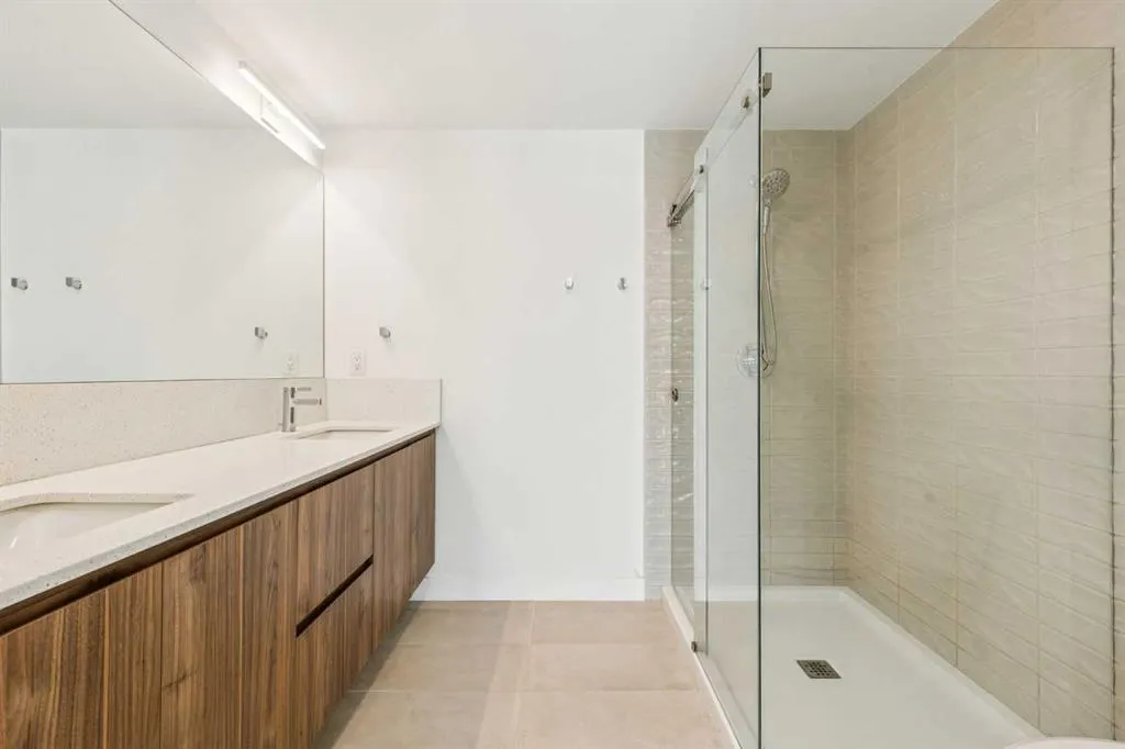 327 9A Street NW, #612