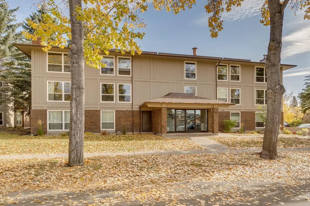 860 Midridge Drive SE, #121