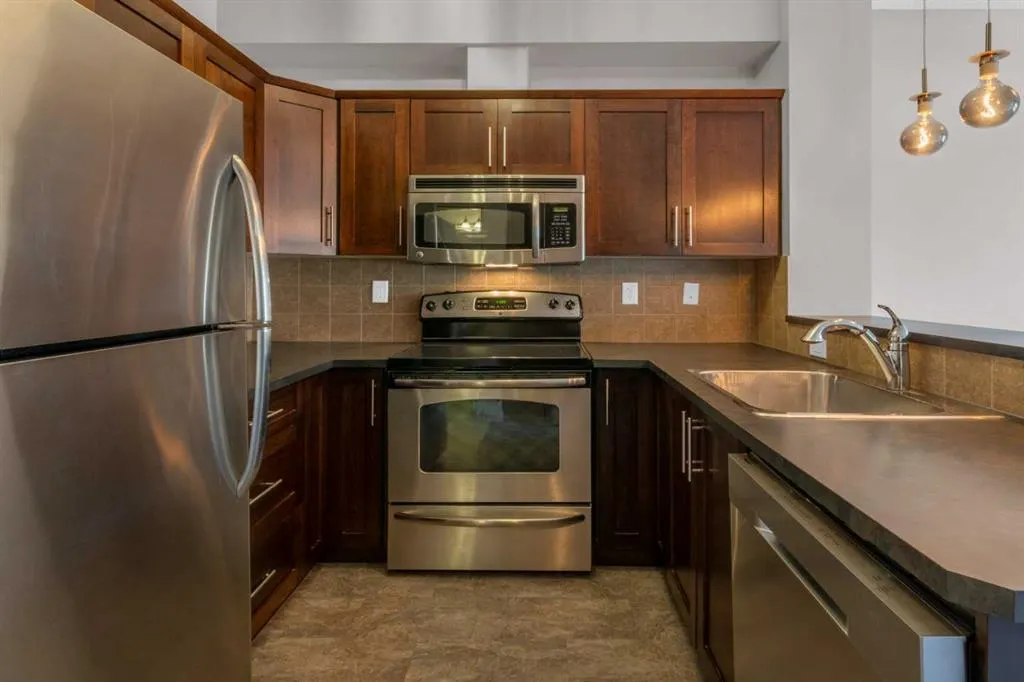 205 Sunset Drive, #111