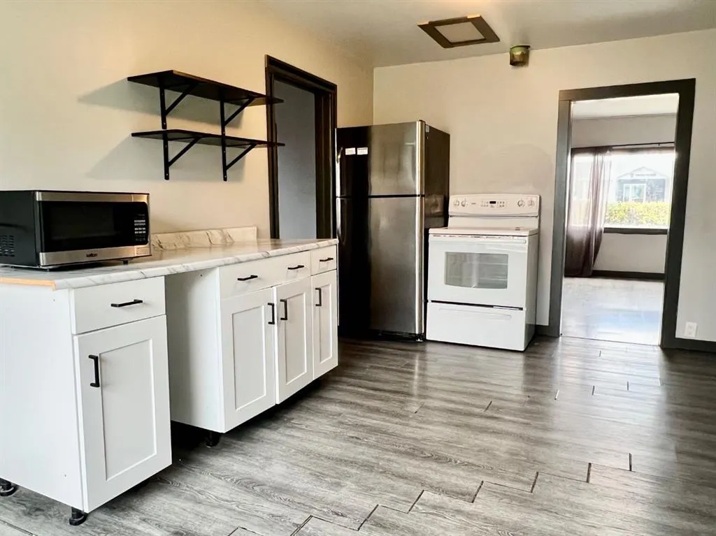 5024 51 ave