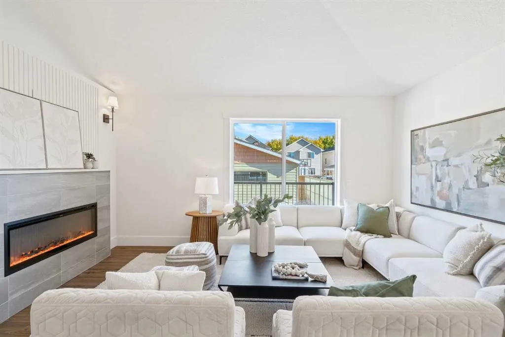 56 Inverness Grove SE