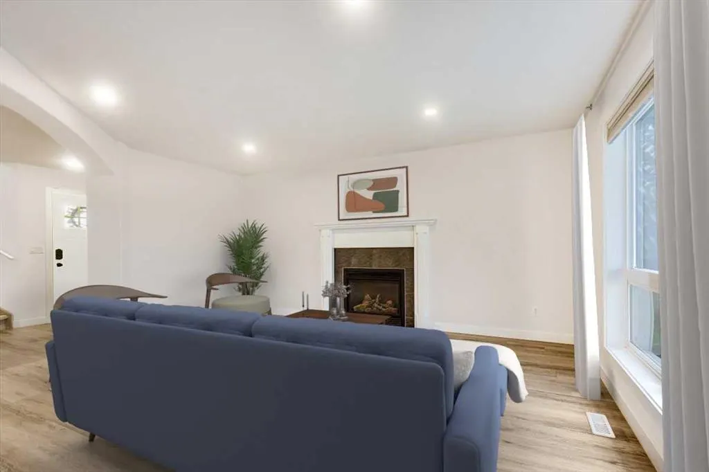 6308 60 Street Close