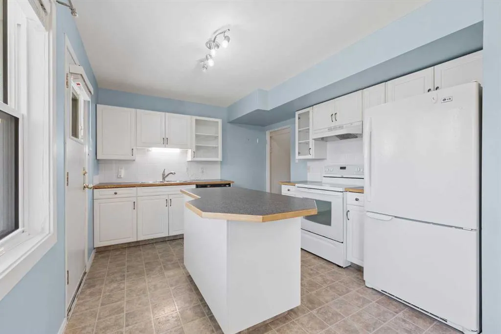 4525 31 Street SW, #311