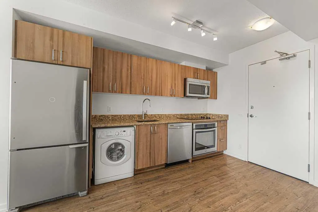 450 8 Avenue SE, #1009