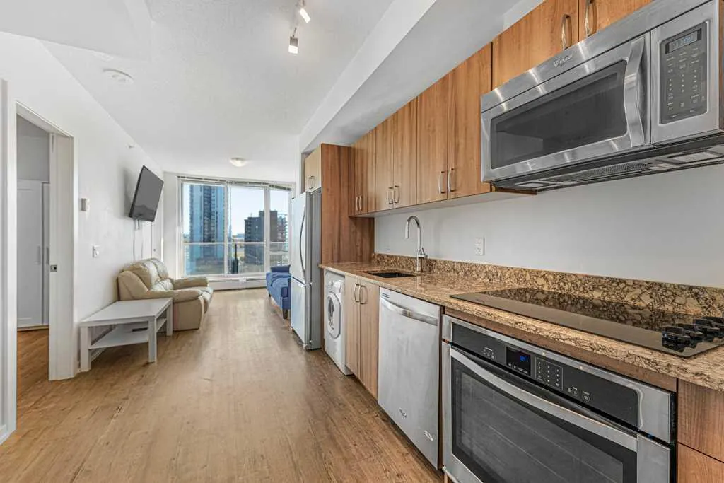 450 8 Avenue SE, #1009