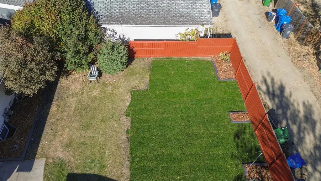 7 Stirling Close