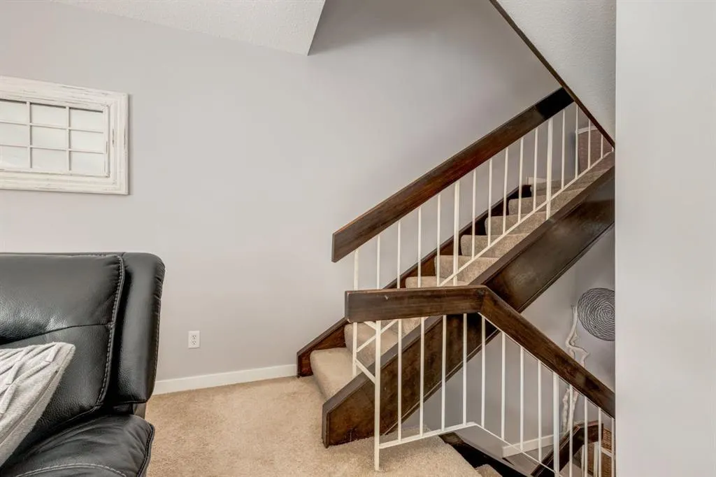 80 Brae Glen Lane SW