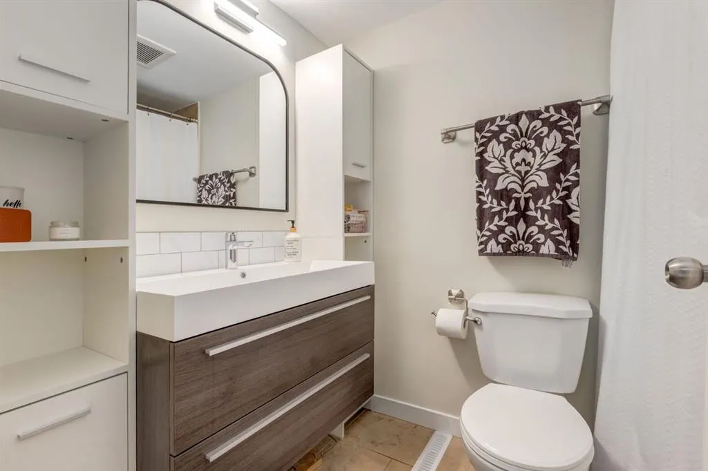 80 Brae Glen Lane SW